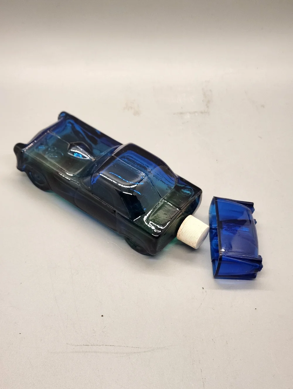 Avon Wild Country Aftershave '55 Thunderbird Classic Car - Picture 9 of 9